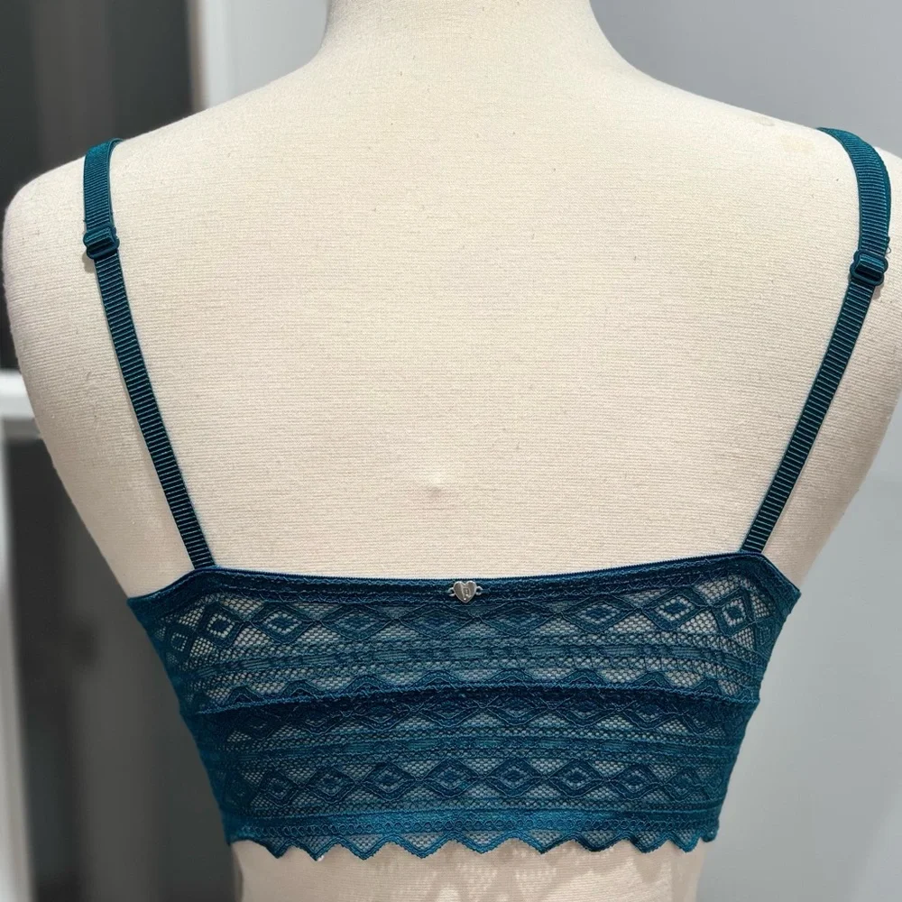 Victoria's Secret PINK Teal Lace Strappy Push-up Bralette